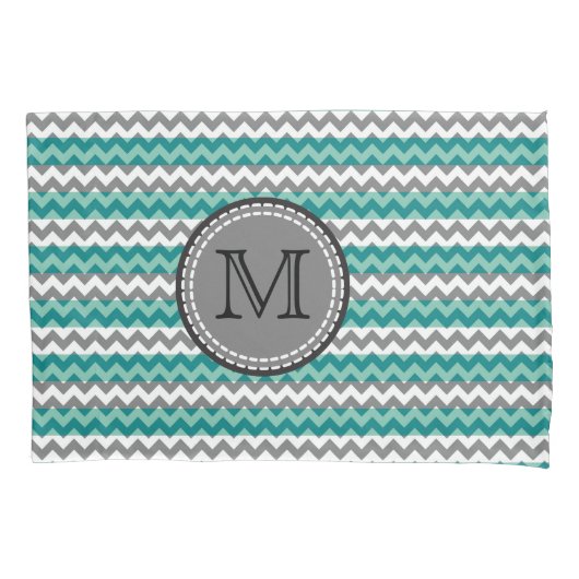 Housse D'oreillers Monogramme Turquoise et Grey Chevron Zigzag (devant)