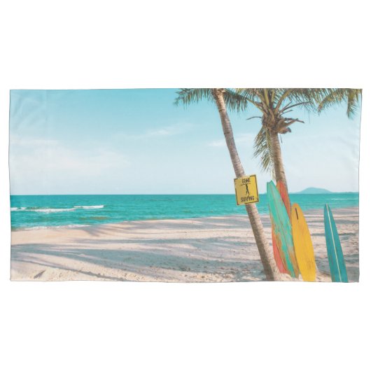 Housse D'oreillers Panneaux de surf sur la plage lancer oreiller (devant)
