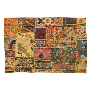 Housse D'oreillers Patchwork indien : Tissu du marché de Hampi.