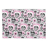 Housse D'oreillers Pink Grey Black Hearts Pattern. (devant)