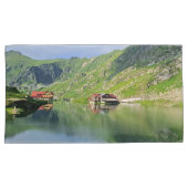 Housse D'oreillers Reflet du lac Bâlea – Impression alpine des Carpat (devant-Droit)
