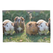 Housse D'oreillers Trois bébés cochons de Guinée, (devant)
