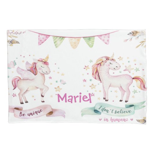 Housse D'oreillers Unicornes dans amour style boho ajouter nom (devant)