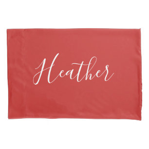Housse D'oreillers Votre script blanc personnalisé en rouge