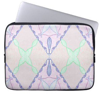 Housse Pour Ordinateur Portable AllureArewa C/M sur un