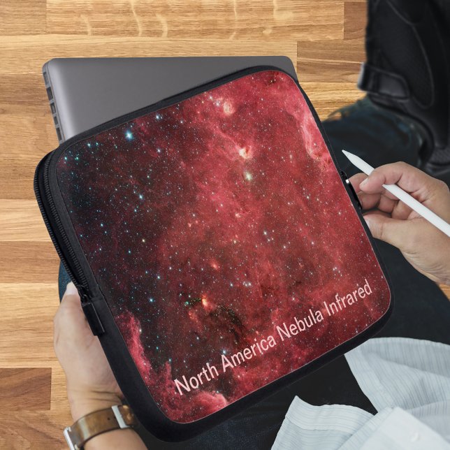 Housse Pour Ordinateur Portable Amérique du Nord Nebula Infrarouge (Zazzle North America Nebula Infrared Laptop Sleeve (Front Right))