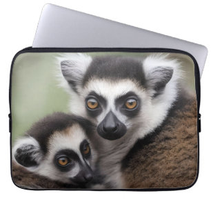 Housse Pour Ordinateur Portable **"Amour de la mère : Mummy and Baby Lemur Cuddlin