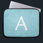 Housse Pour Ordinateur Portable Aqua Parties scintillant bleue Turquoise et Monogr<br><div class="desc">Parties scintillant Aqua Blue Faux Turquoise et Coque Monogramme Élégant. Ce coque peut être customisé pour inclure votre nom initial et prénom.</div>
