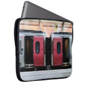 Housse Pour Ordinateur Portable Argent et train rouge (Devant droit)