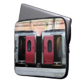 Housse Pour Ordinateur Portable Argent et train rouge (devant gauche)