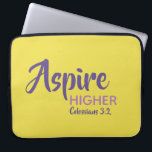 Housse Pour Ordinateur Portable ASPIRE HAUT Inspirationnel Christian Jaune<br><div class="desc">Message inspirationnel - Aspire Supérieur - avec Scripture référence Colossiens 3:2 "Mettez votre esprit sur les choses au-dessus". Un message de motivation, simplement mais élégamment affiché. Le texte est entièrement personnalisable, de sorte que vous pouvez personnaliser avec votre message préféré et la référence de l'Écriture, ou vous pouvez laisser comme...</div>