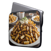 Housse Pour Ordinateur Portable Assiette de Poutine (devant gauche)