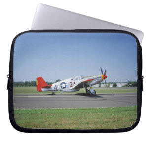 Housse Pour Ordinateur Portable avion P-51 C Tuskegee Red Tail au CAF Air