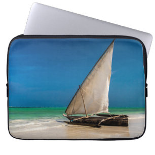Housse Pour Ordinateur Portable Bateau de pêche traditionnel sur la plage