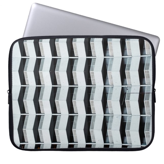 Housse Pour Ordinateur Portable Bâtiment peint en blanc (Devant)