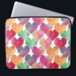 Housse Pour Ordinateur Portable Beaucoup d'amour dans les Coeurs Aquarelle<br><div class="desc">Coeurs dégradé couleur aquarelle superposés motif.</div>