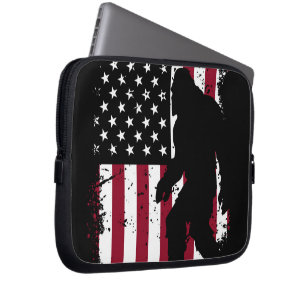 Housse Pour Ordinateur Portable Bigfoot Patriotique – Sasquatch Drapeau Américain
