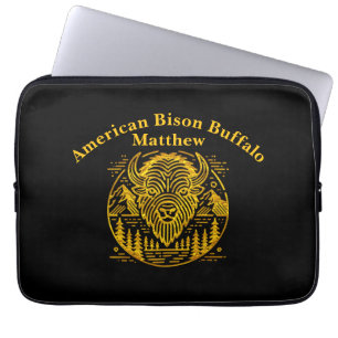 Housse Pour Ordinateur Portable Bison d'or au milieu des montagnes et des arbres