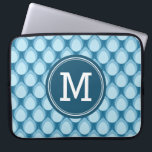 Housse Pour Ordinateur Portable Bleu personnalisé de motif de Teadrop de<br><div class="desc">Cette douille élégante d'ordinateur portable comporte un motif unique de larme aux nuances du bleu. Personnalisez-la en remplaçant le texte de texte d'attente. Pour plus d'options comme changer la police et elle est clic de taille la "personnaliser il" bouton. note de *Please qui le filigrane de Zazzle qui apparaît dans...</div>