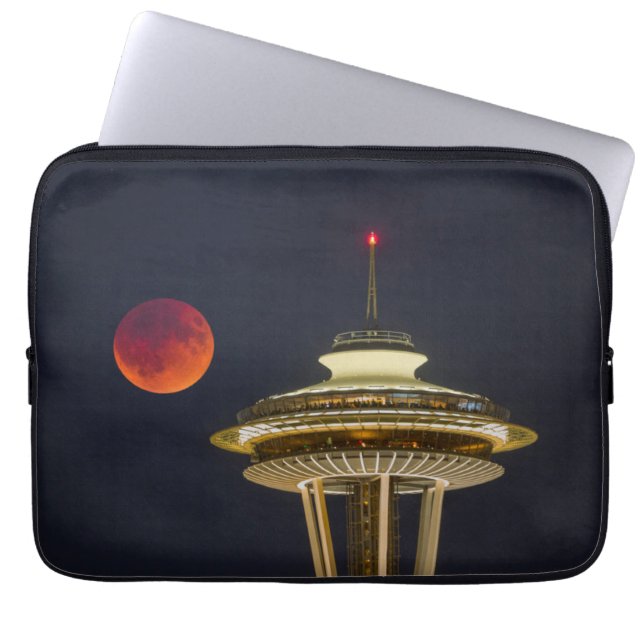 Housse Pour Ordinateur Portable Blood Moon | Aiguille spatiale de Seattle (Devant)