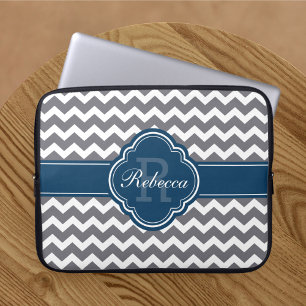 Housse Pour Ordinateur Portable Blue Quatrefoil Monogram Grey Chevron Motif