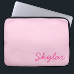 Housse Pour Ordinateur Portable Bubble Gum rose Hot rose Nom Curseur personnalisé<br><div class="desc">C'est une Bubble Gum rose Hot rose Custom Nom Portable Sleeve!</div>