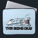 Housse Pour Ordinateur Portable cacahuètes | Snoopy & Linus<br><div class="desc">Découvrez ce design amusant de cacahuètes avec Snoopy et Linus.</div>