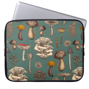 Housse Pour Ordinateur Portable Champignons sauvages sur vert de pin