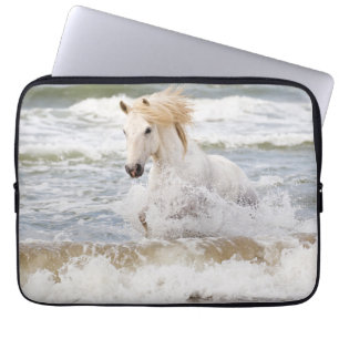 Housse Pour Ordinateur Portable Cheval Camargue dans le ressac