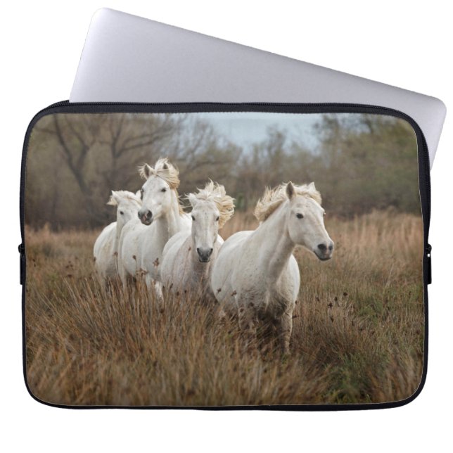 Housse Pour Ordinateur Portable Chevaux de Camargue en course (Devant)