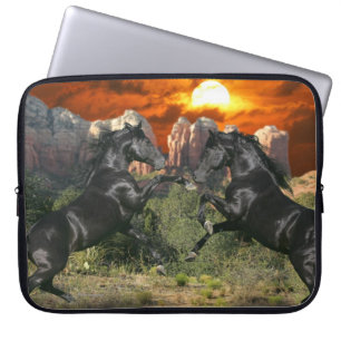 Housse Pour Ordinateur Portable Chevaux d'imaginaire : Magie noire