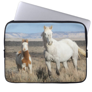 Housse Pour Ordinateur Portable Chevaux sauvages chez eux dans le bassin de Sandwa