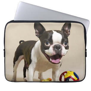 Housse Pour Ordinateur Portable Chien de Boston Terrier jouant avec des jouets