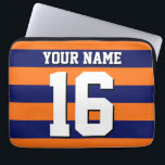 Housse Pour Ordinateur Portable Citrouille Orange Navy Blue Team Jersey Preppy Str<br><div class="desc">Preppy Sporty Rugby Striped Citrouille Orange, Navy Blue Team Jersey / Sports Jersey / Football Jersey Style, Custom Name, Custom Number Customisez ceci avec votre propre nom ou nom d'équipe et numéro. Vous pouvez modifier la taille, la couleur et le placement du texte si vous devez apporter des modifications ainsi...</div>