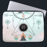Housse Pour Ordinateur Portable Conception géométrique de totem coloré tribal<br><div class="desc">Design géométrique de totem tribal à thème coloré du sud-ouest élégant.</div>