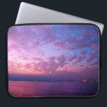 Housse Pour Ordinateur Portable Coucher de soleil bleu violet océan photo simple m<br><div class="desc">S'inspirer chaque fois que vous utilisez votre manche d'ordinateur portable en néoprène avec cette magnifique photo d'un coucher de soleil mauve, rose et bleu doux sur l'océan Pacifique. Cette pochette pour ordinateur portable est disponible en trois tailles : 15", 13" et 10". Fait un grand cadeau pour quelqu'un spécial! Vous...</div>