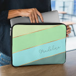 Housse Pour Ordinateur Portable Coutume Été Vert Seaglass Bleu Jaune Bande<br><div class="desc">Gardez votre nouvel appareil électronique à l'abri des coups et des rayures avec cette protection élégante ceinture contemporaine turquoise bleu, aqua turquoise, menthe légère, jaune pastel vert pâle couleur vert rayé sac d'ordinateur portable en néoprène résistant à l'eau avec fermeture éclair. Avec place pour customiser avec le nom, monogramme ou...</div>