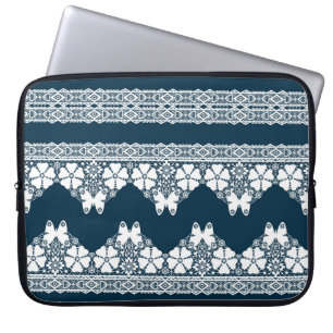 Housse Pour Ordinateur Portable Dentelle blanche rétro avec papillons sur un bleu