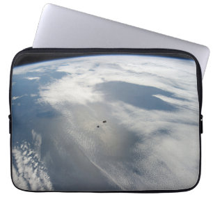 Housse Pour Ordinateur Portable Des Petits Satellites Orbitent Au-Dessus D'Une Par