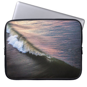 HOUSSE POUR ORDINATEUR PORTABLE DES VAGUES OCÉANIENNES CRASSENT SUR LE BORD PENDAN