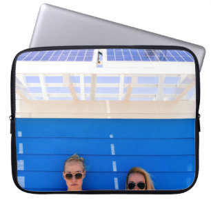 Housse Pour Ordinateur Portable Deux femmes prenant des photos de selfie