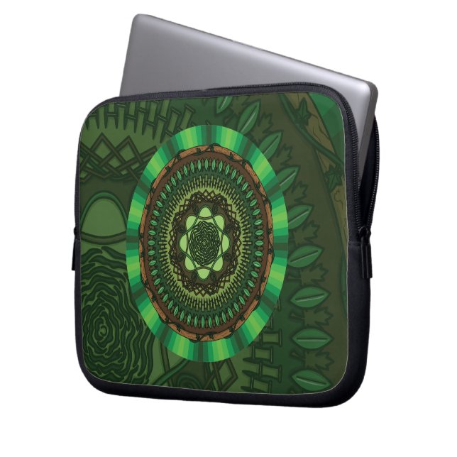Housse pour ordinateur portable Earth Mandala (devant gauche)