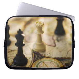 Housse Pour Ordinateur Portable Échecs sur l'ancienne carte du monde