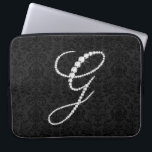 Housse Pour Ordinateur Portable Élégant G étincelant Diamants-Monogramme<br><div class="desc">Élégant noir et blanc étincelant diamants lettre initiale G. D'autres lettres vont bientôt arriver. Envoyez-moi un e-mail pour que vous l'obteniez plus tôt car cela prend du temps pour le faire. C'est une image de diamants et non pas réelle ou fausse.</div>
