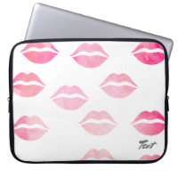 élégant motif de lèvres rose aquarelle