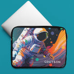 Housse Pour Ordinateur Portable Espace astronaute moderne coloré Nom personnalisé<br><div class="desc">Colorful Modern Astronaut Space Nom personnalisé Portable Sleeve dispose d'un astronaute flottant dans l'espace avec des planètes et des nageoires colorées et personnalisées avec votre nom dans la typographie script moderne. Parfait comme cadeau pour les amoureux de l'espace, famille et amis pour anniversaire, Noël, vacances, Fête des pères, frère, mari,...</div>