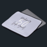 Housse Pour Ordinateur Portable Fête de 50 ans en or<br><div class="desc">Célébrez votre 50e anniversaire en style avec ce design chic,  élégant 50 et fabuleux anniversaire. Un design moderne avec du texte de script et des graphismes en gras. Modifiez la couleur pour la customiser. Partie d'une collection.</div>