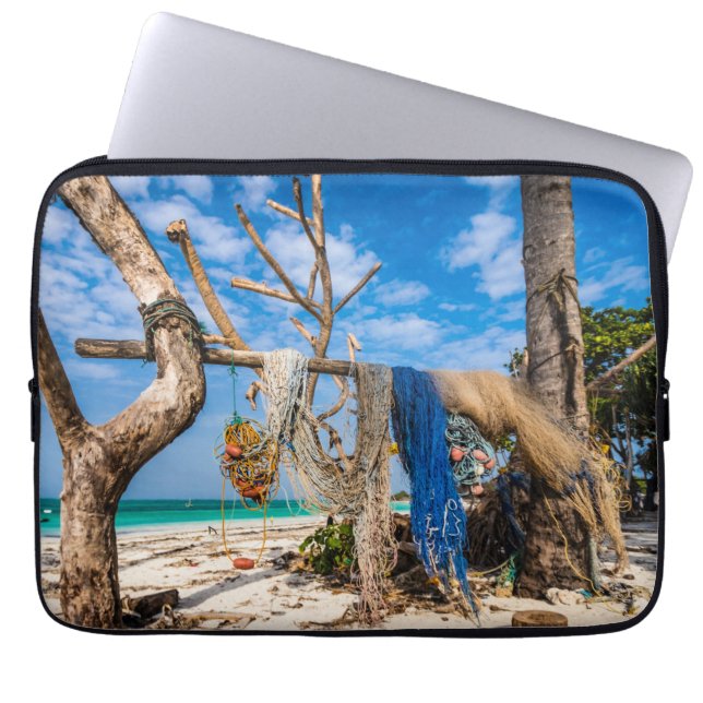 Housse Pour Ordinateur Portable Filets de pêche séchant sur la plage (Devant)