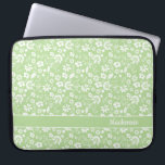 Housse Pour Ordinateur Portable Fille Lime Vert Fleurs tropicales Monogramme<br><div class="desc">Fillette Lime Vert Fleurs Tropicales Monogramme Portable Sleeve. Facile à customiser avec du texte,  des polices et des couleurs. Créé par le designer pro Zazzle BK Thompson exclusivement pour Cedar et String; veuillez nous contacter si vous avez besoin d'aide pour le design.</div>