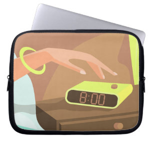 Housse Pour Ordinateur Portable Filles main poussant sur le bouton snooze du révei
